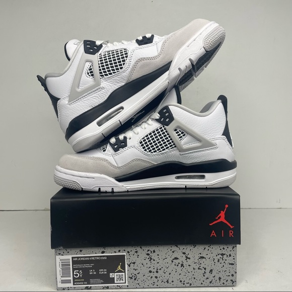 Nike Air Jordan 4 Retro GS “Military Black” NEW 2022 - Picture 3 of 4